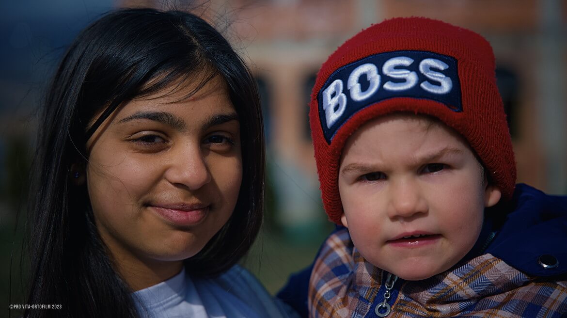 cum pot ajuta o asociatie ingrijire copii